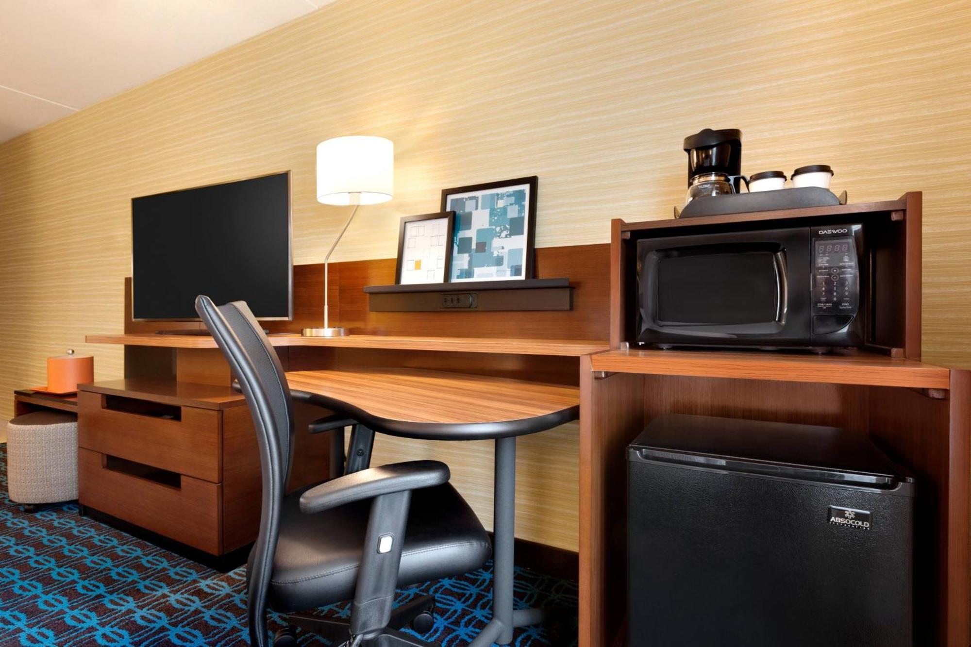 Fairfield Inn Philadelphia Valley Forge/King Of Prussia Exterior photo